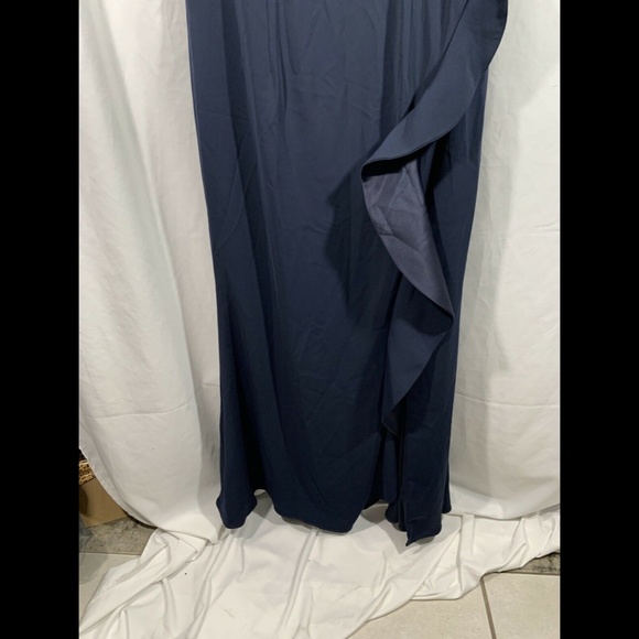 NEW Carmen Marc Valvo Infusion Cascade Ruffle Gown - Picture 6 of 12